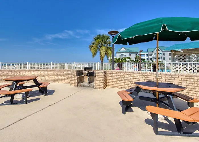 Bright Coastal With Gulf Views Pools Hot Tub & Private Balcony *