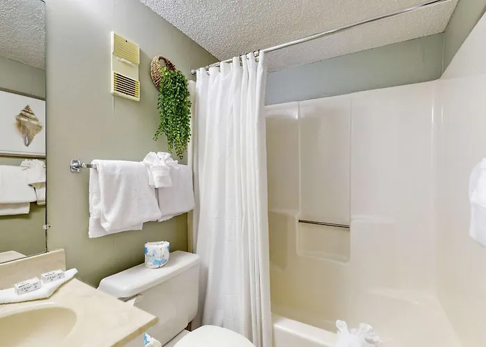 Bright Coastal With Gulf Views Pools Hot Tub & Private Balcony Holiday home Gulf Shores