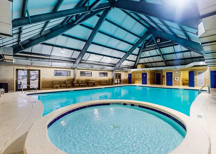 Bright Coastal With Gulf Views Pools Hot Tub & Private Balcony Gulf Shores