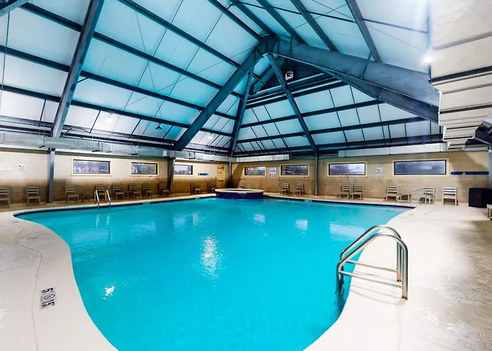 Bright Coastal With Gulf Views Pools Hot Tub & Private Balcony Gulf Shores