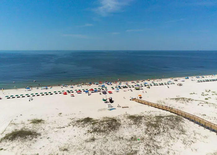Bright Coastal With Gulf Views Pools Hot Tub & Private Balcony Holiday home *